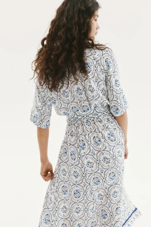 Belted Porcelain Pattern Midi Dress